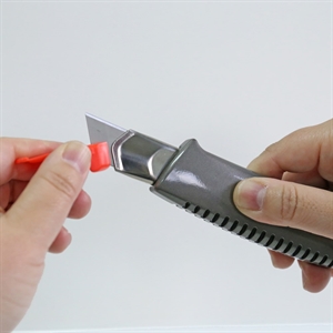 NT-Cutter Hobbykniv NT-Cutter 18mm L-500GRP