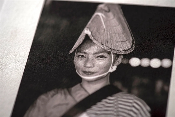 Awagami Bamboo 110 - 110 g/m², 44" x 15 meter