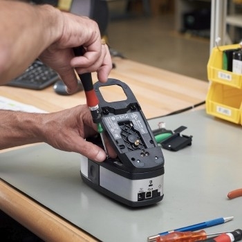 Xrite Re certifkation service til Exact